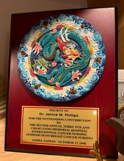 Terry Fox and Chang Gung Memorial Hospital International Cancer Nursing Symposium on Breast Cancer Nursing - Taipei, Taiwan, October 17, 1998